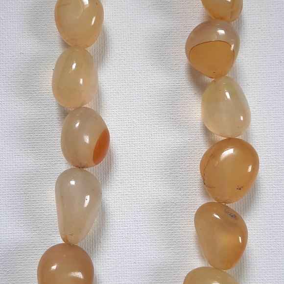 Vintage Stone Necklace - Picture 4 of 5